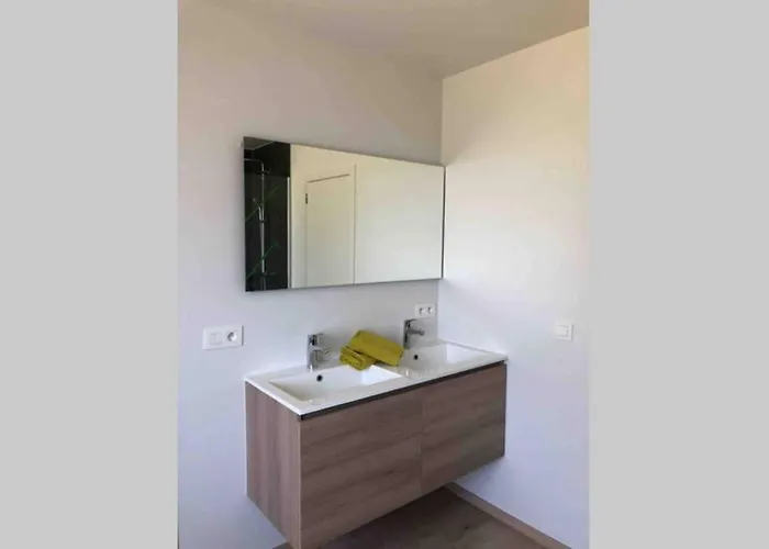 Vakantiehuis 14-een Oase Rust Tussen Polders En Kust *